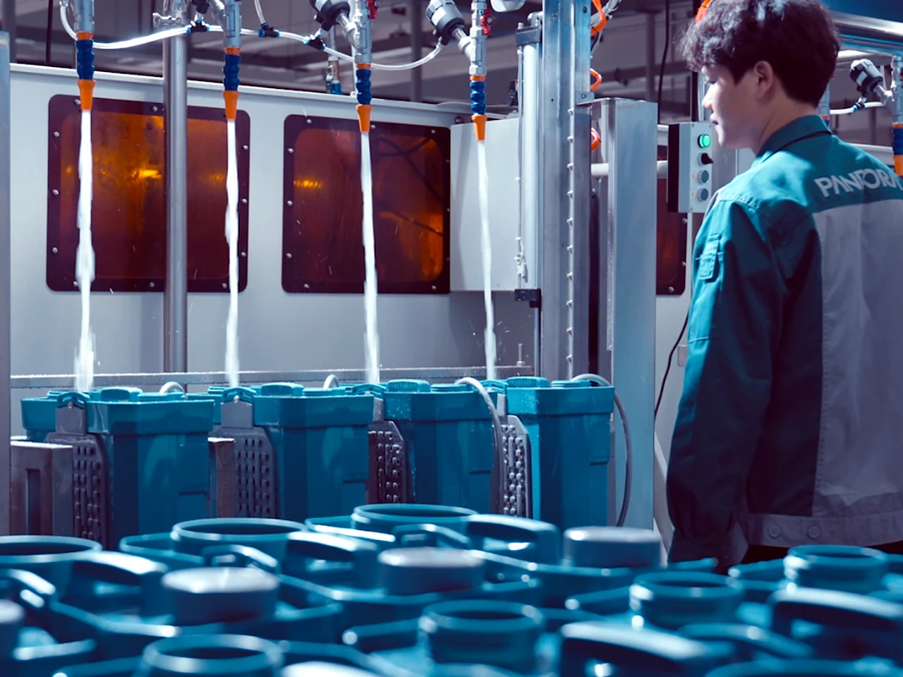 Sprayer production quality inspection