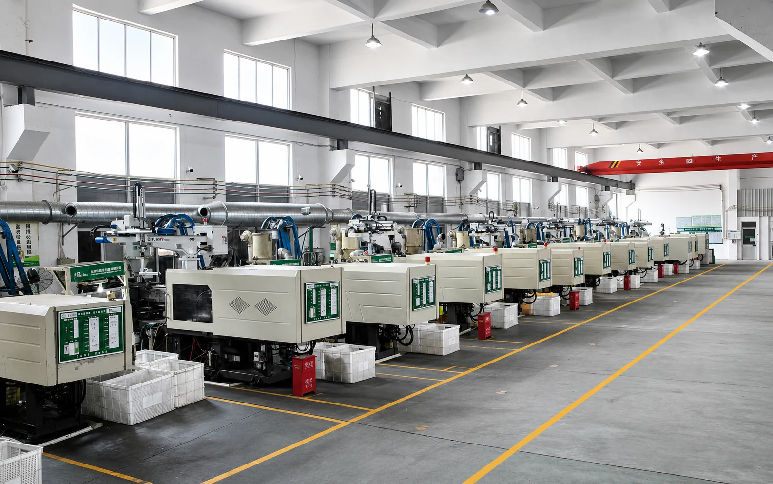 PANDORA injection molding workshop and organized production line