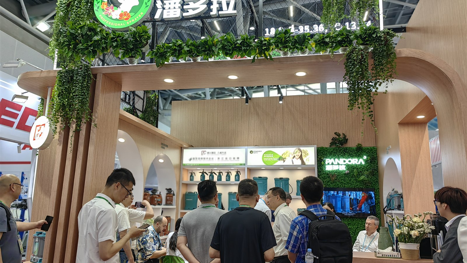 PANDORA exhibition booth