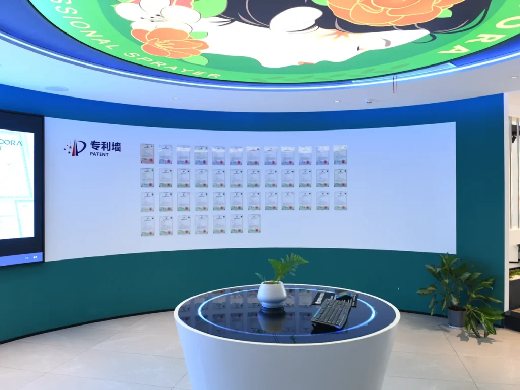 Company History and Recognition Hall